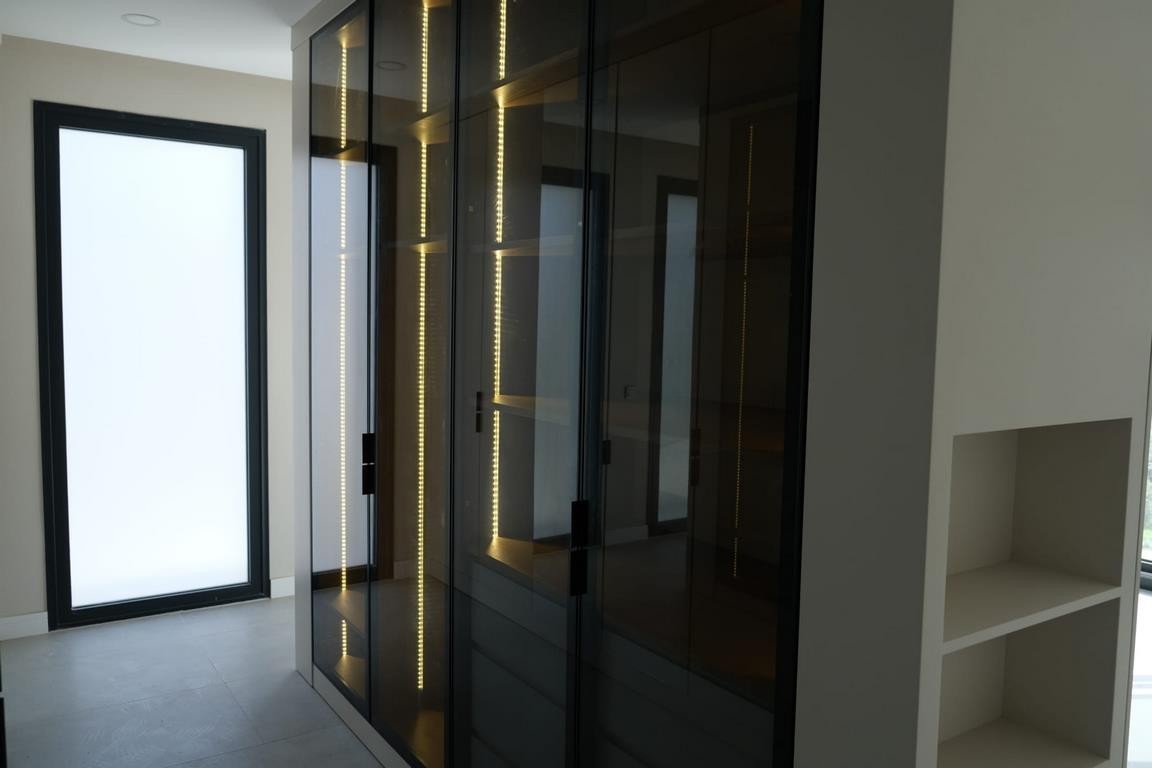 4+1 Villa with Private Pool in Ladies Beach