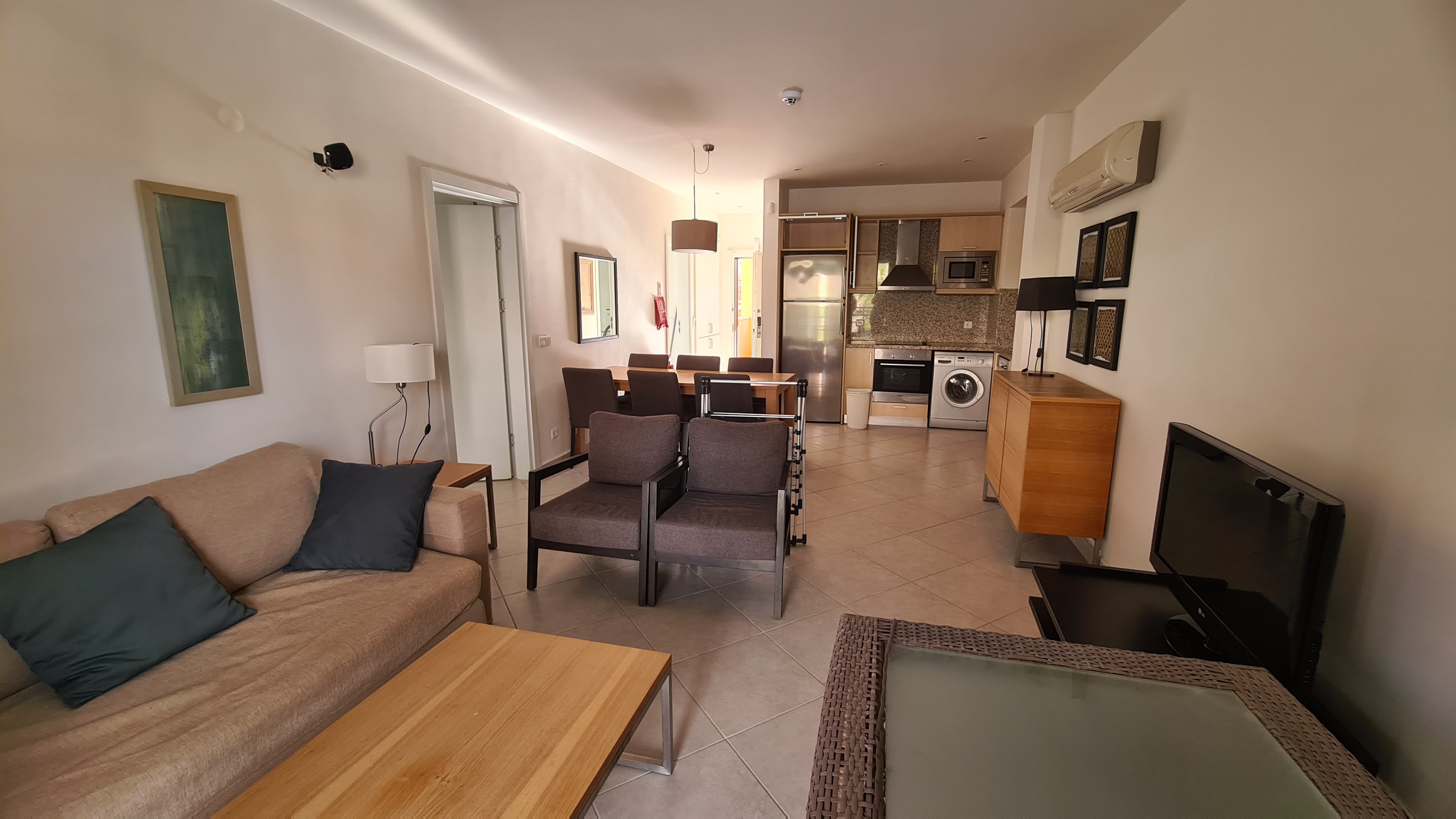 Luxury Golf Resort Spa Hotel, Opportunity with 2+1 Apartment