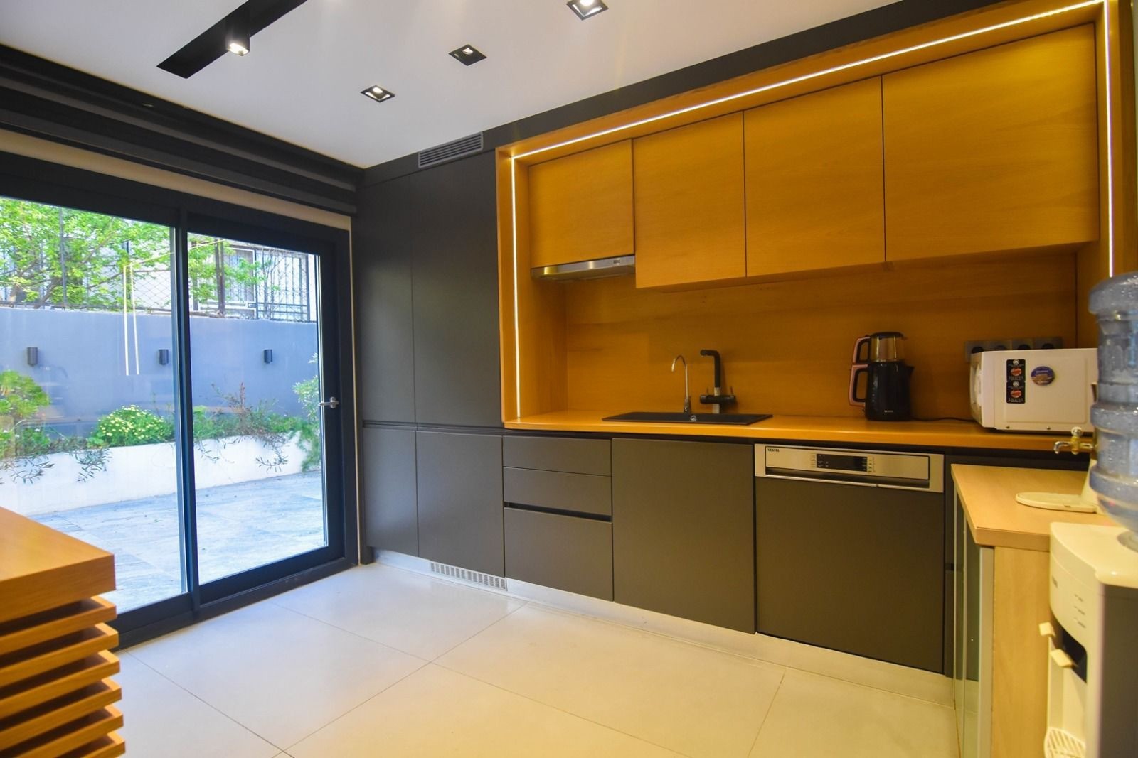 Central 3-Story Office with Sea View in Kuşadası