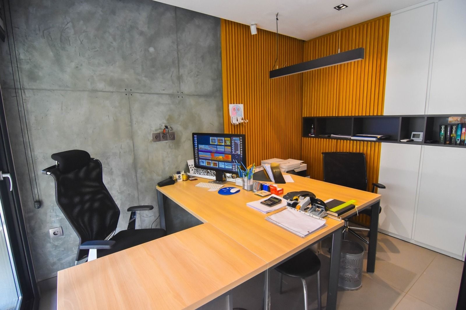 Central 3-Story Office with Sea View in Kuşadası