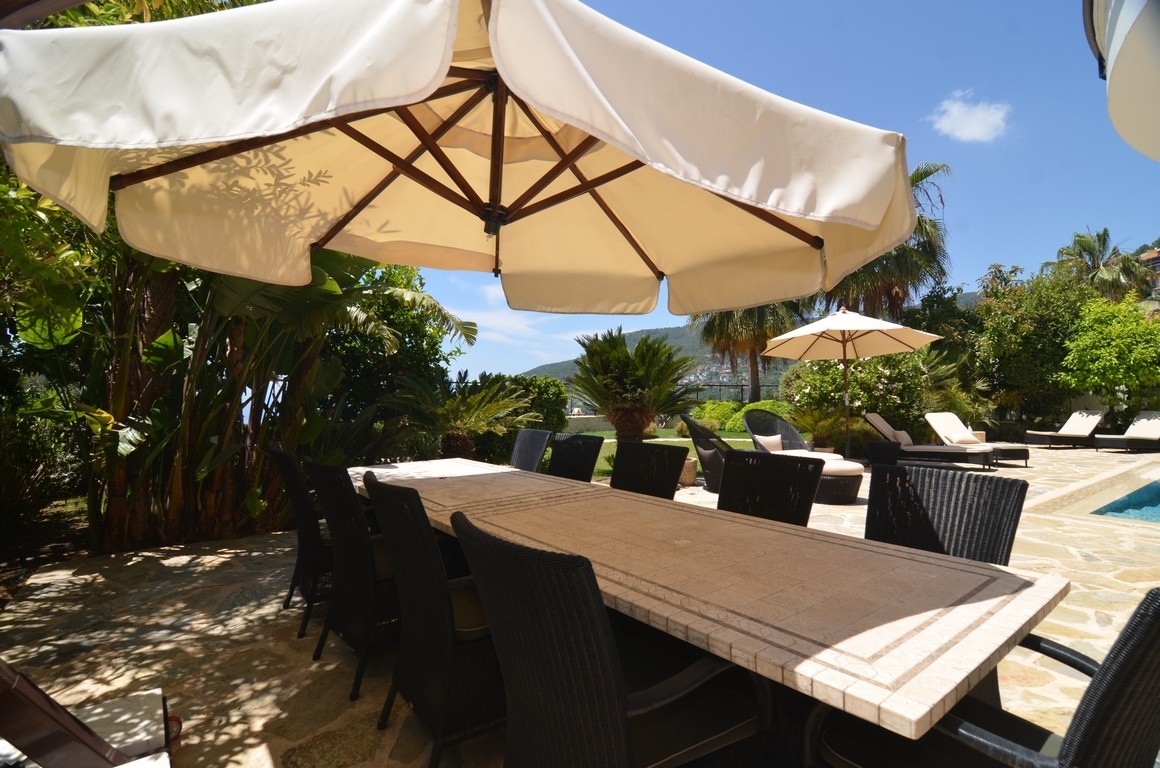 Unique Villa For Sale in Oasis sky Club in Alanya Turkey