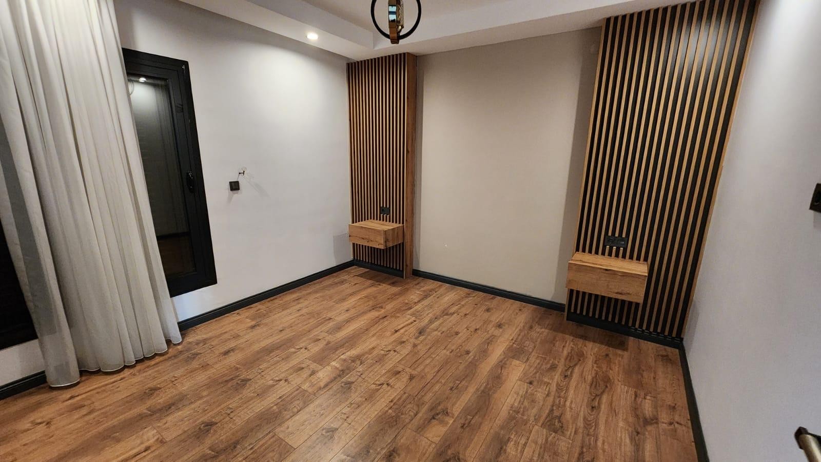 ОТДЕЛЬНАЯ ВИЛЛА С ЧАСТНЫМ САДОВЫМ УЧАСТКОМ В КУШАДАСЫ.