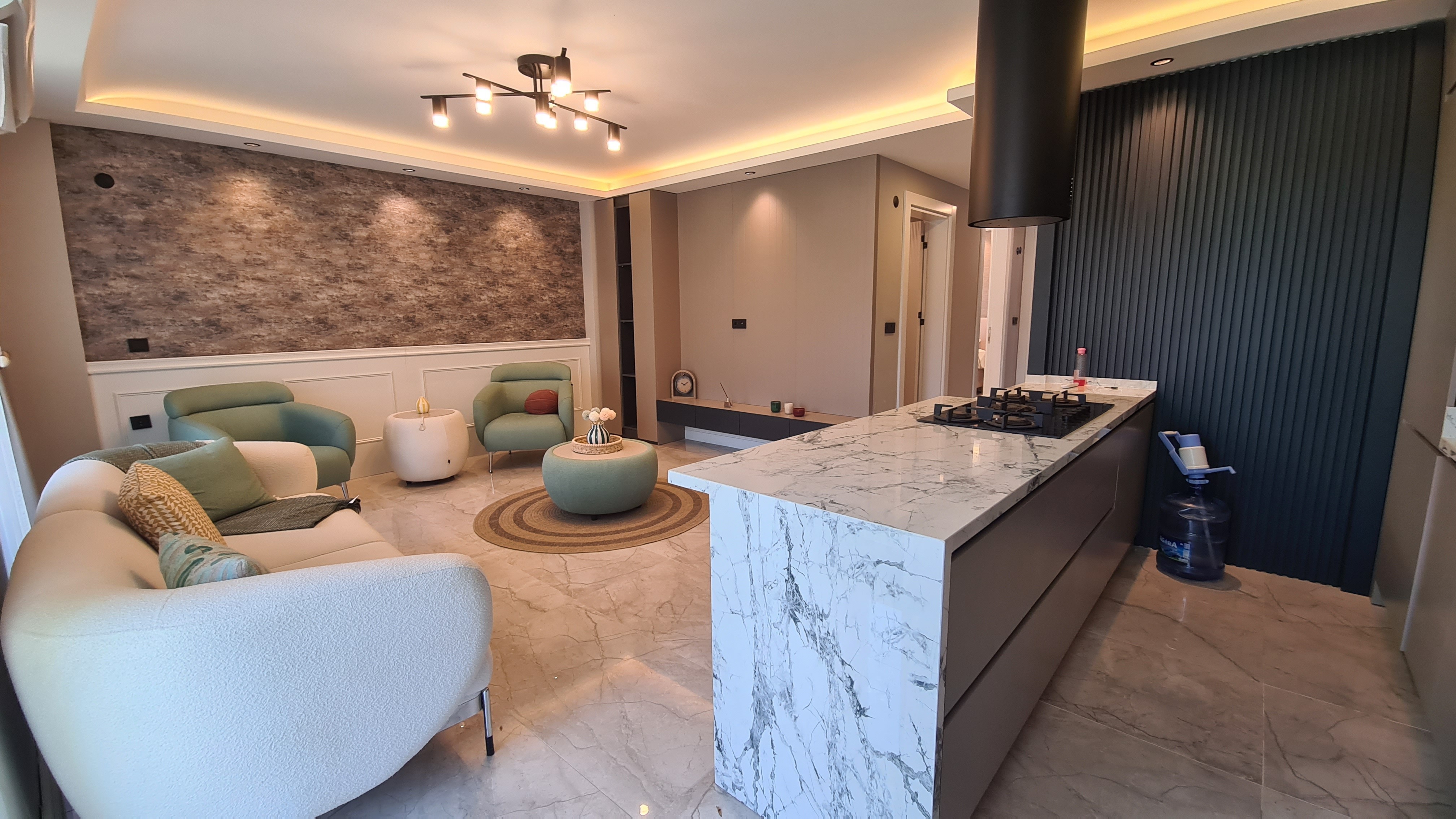 For Sale: Modern 4-Bedroom, 4-Bathroom Villa with Private Pool , Just 700 Meters from the Beach in Kuşadası