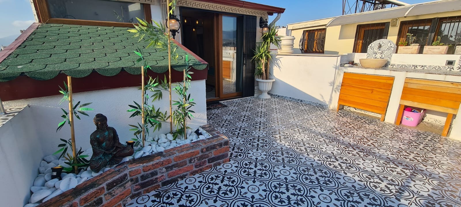 An unusual Rooftop Duplex in the very heart of Selçuk, Very Close to the Ancient City of Ephesus