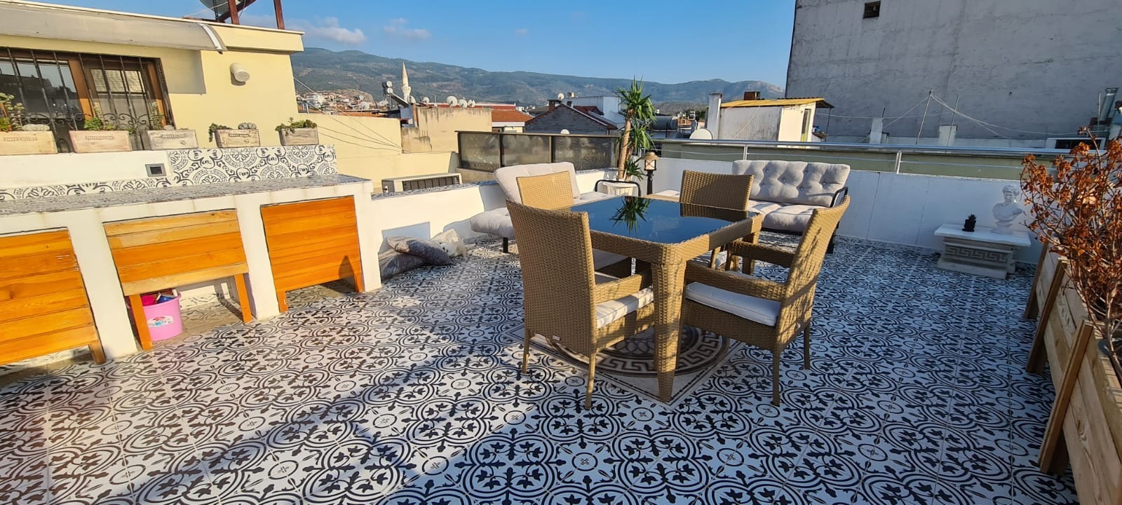 An unusual Rooftop Duplex in the very heart of Selçuk, Very Close to the Ancient City of Ephesus