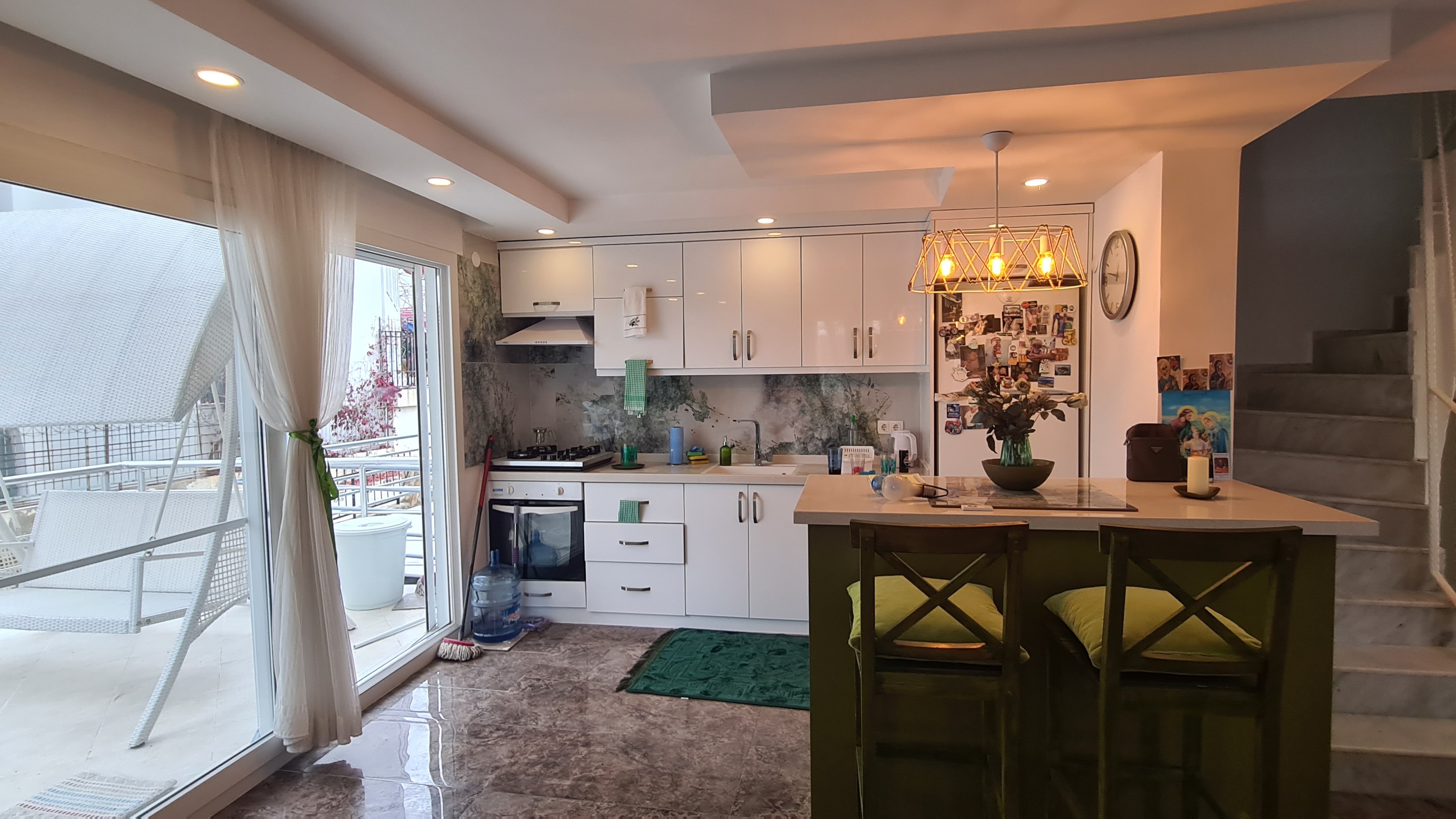 Semi-Detached 5 Bedroom 3 Bathroom Holiday Home with Spacious Garden, Just 50 Meters from Ladies Beach, Kuşadası