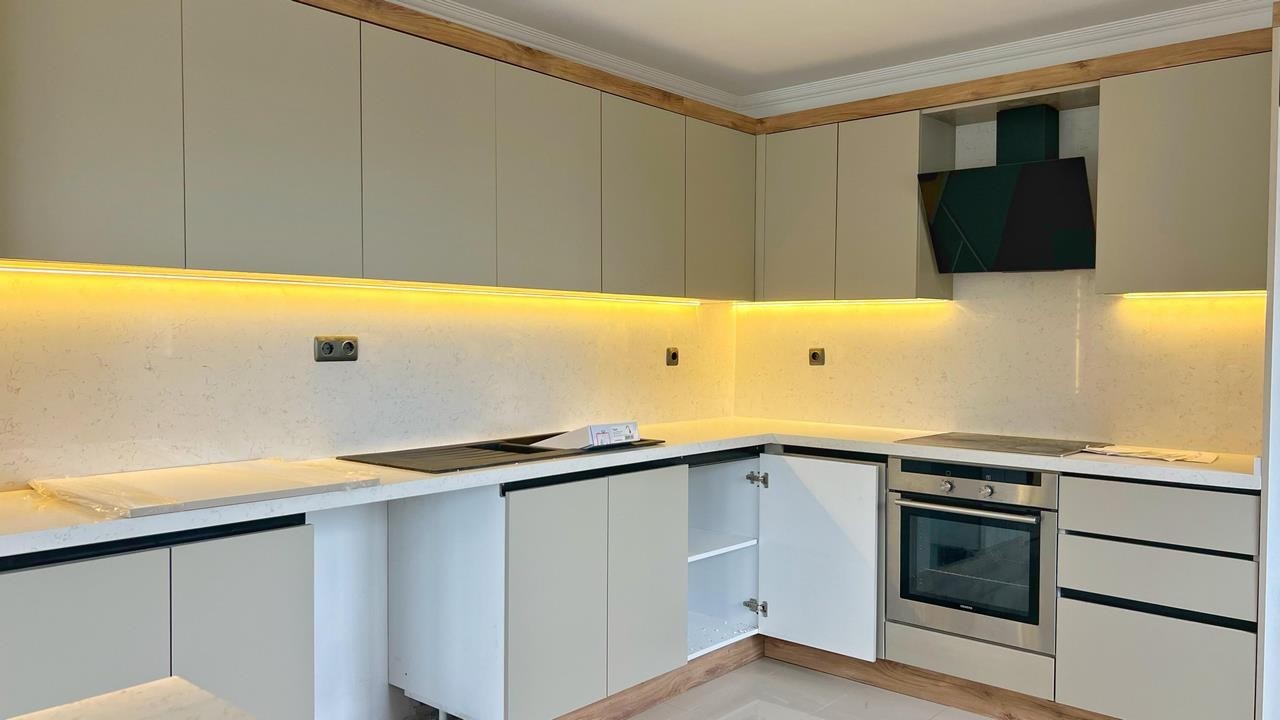 PRIVATE DETACHED VILLA  WITH SEA VIEW IN MARINA AREA