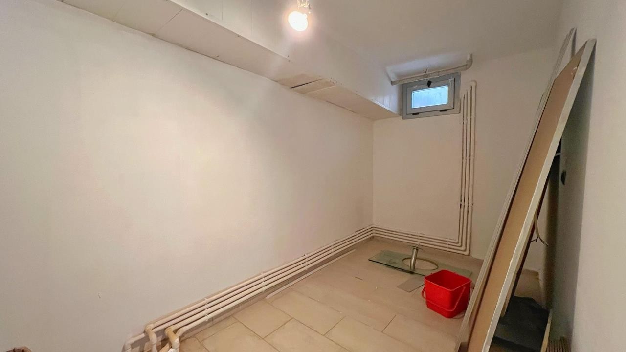 PRIVATE DETACHED VILLA  WITH SEA VIEW IN MARINA AREA