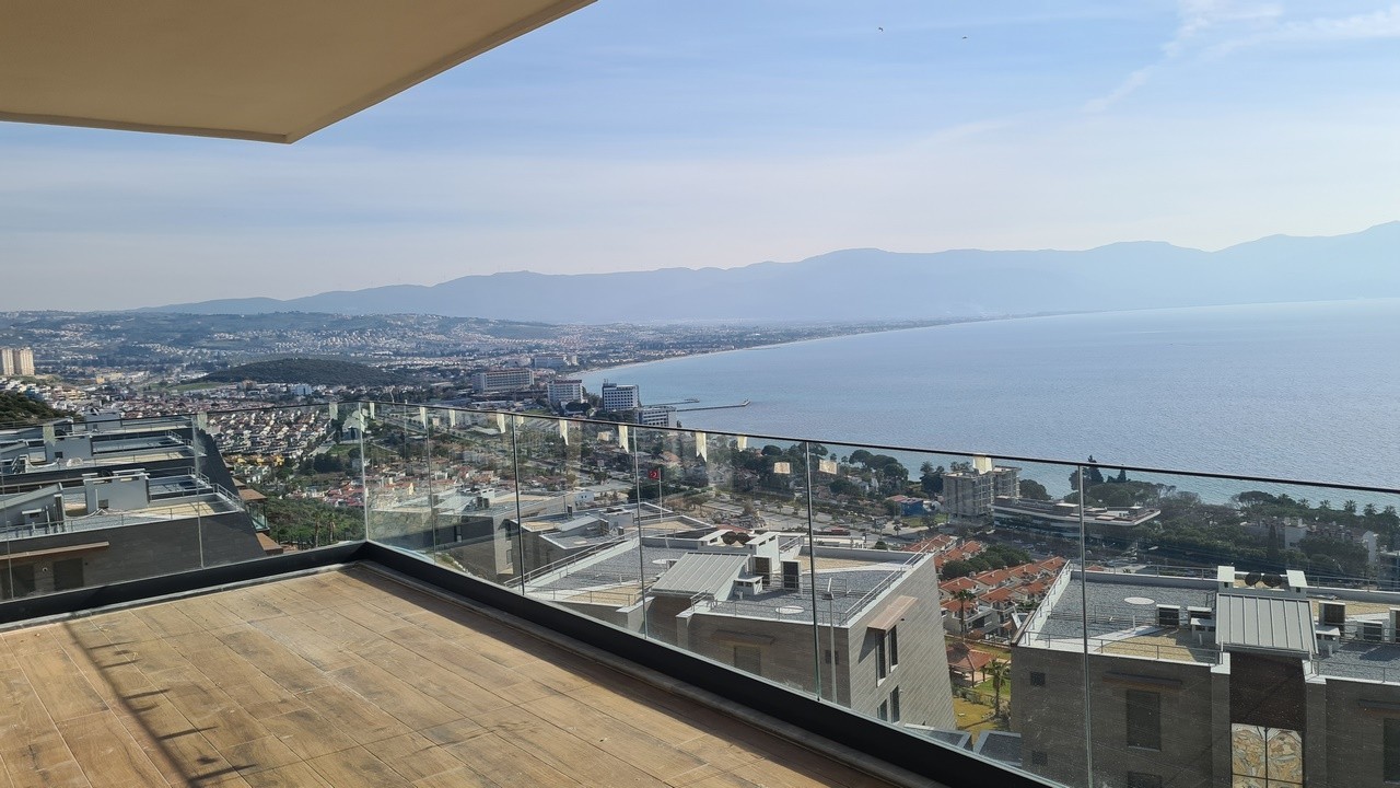 Private Apartment with Ocean View