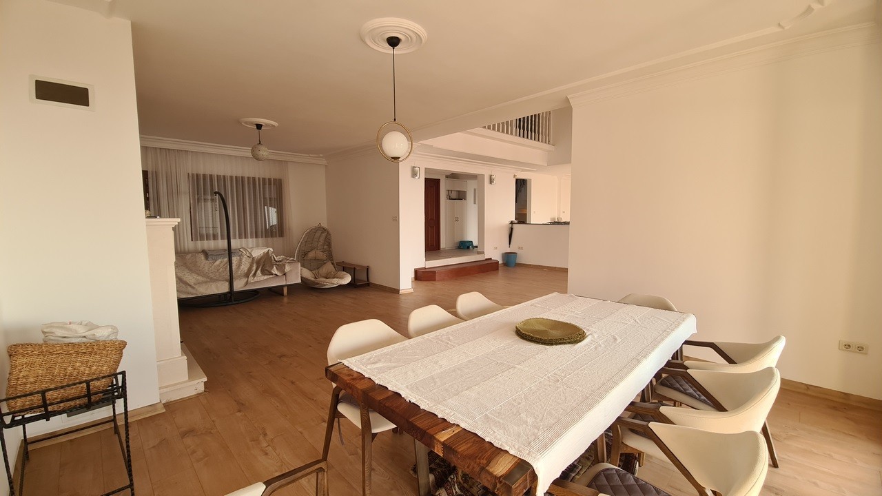 "Stunning 5-Bedroom Villa with Private Pool, Nature and Sea Views in Kuşadası Soğucak"