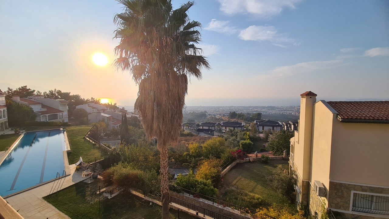 "Stunning 5-Bedroom Villa with Private Pool, Nature and Sea Views in Kuşadası Soğucak"