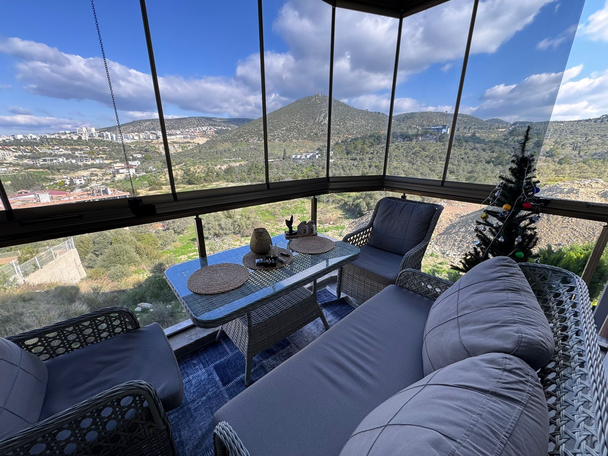 КВАРТИРА 1+1 В ЦЕНТРЕ ГОРОДА КУШАДАСЫ.