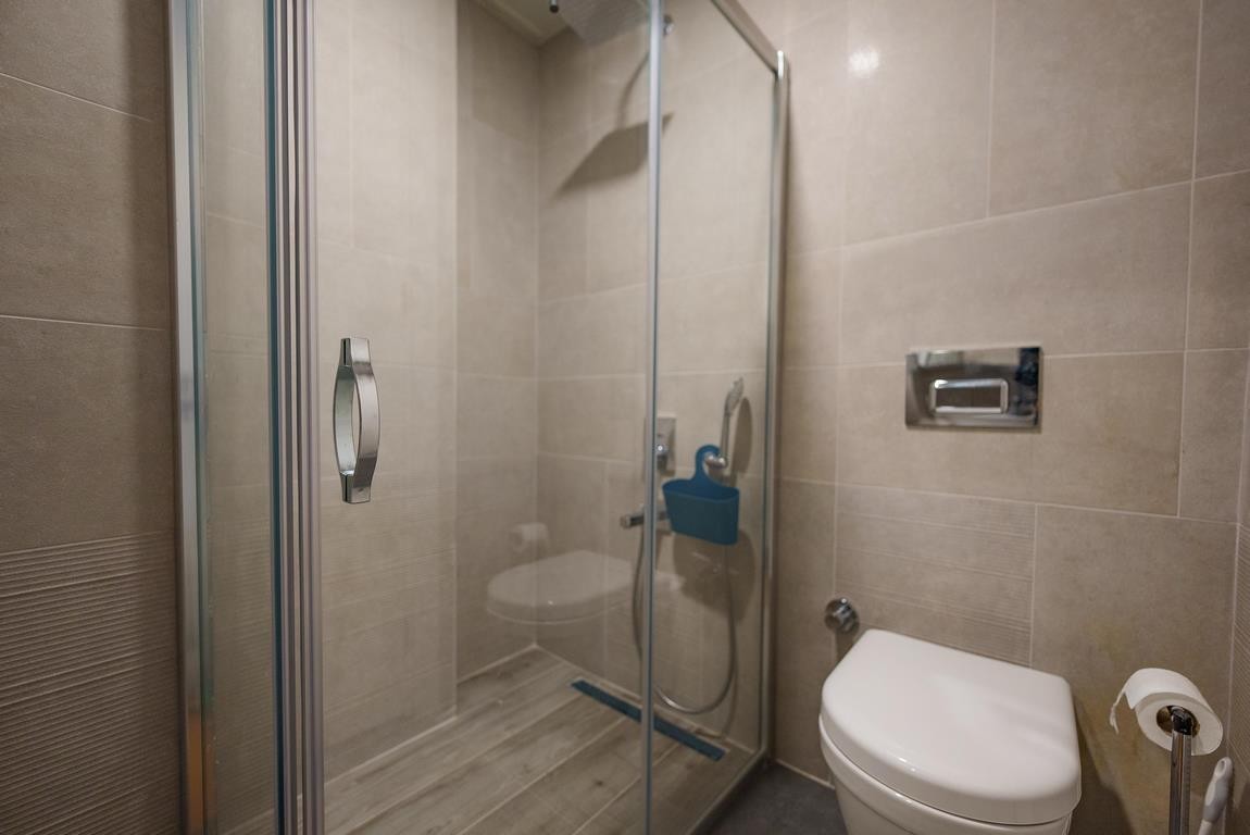 For Sale: 2-Bedroom Apartment with Stunning Sea View