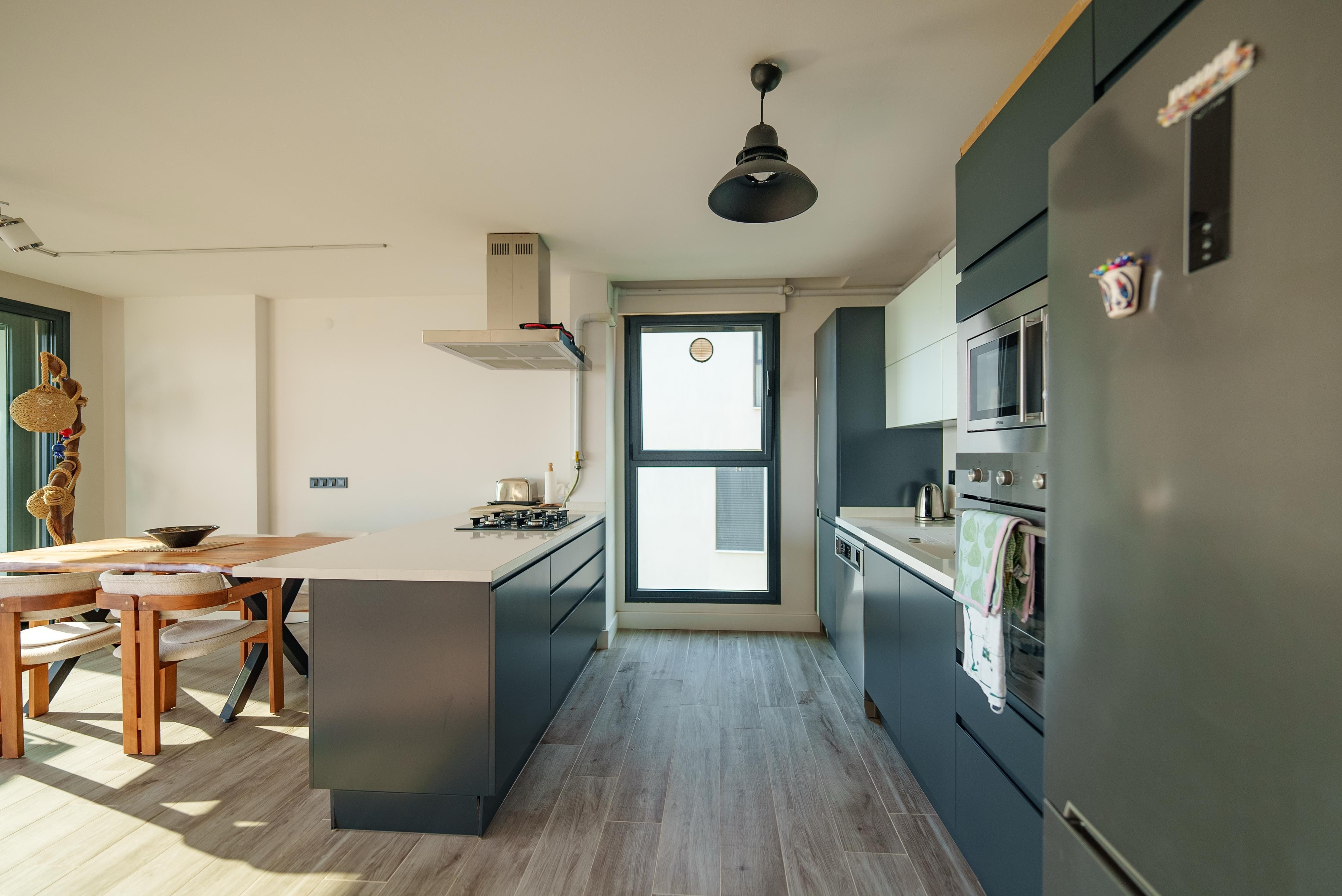 For Sale: 2-Bedroom Apartment with Stunning Sea View