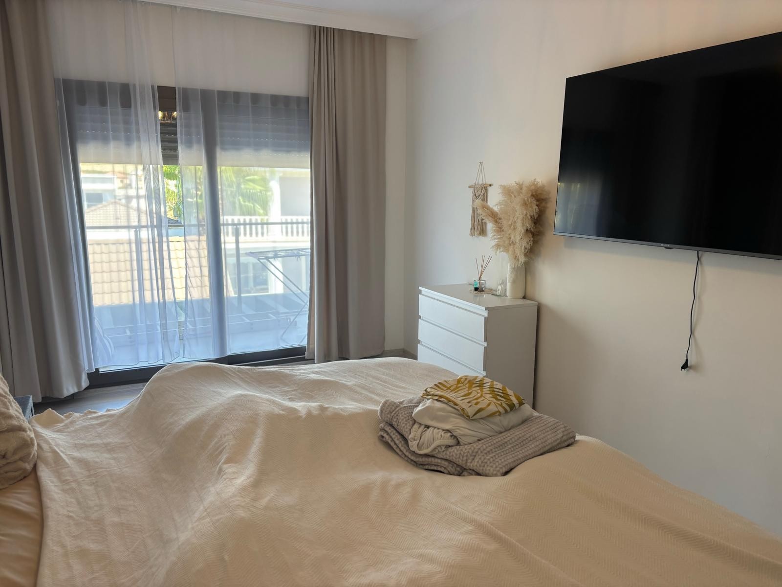 Detached villa with private pool for sale kusadasi