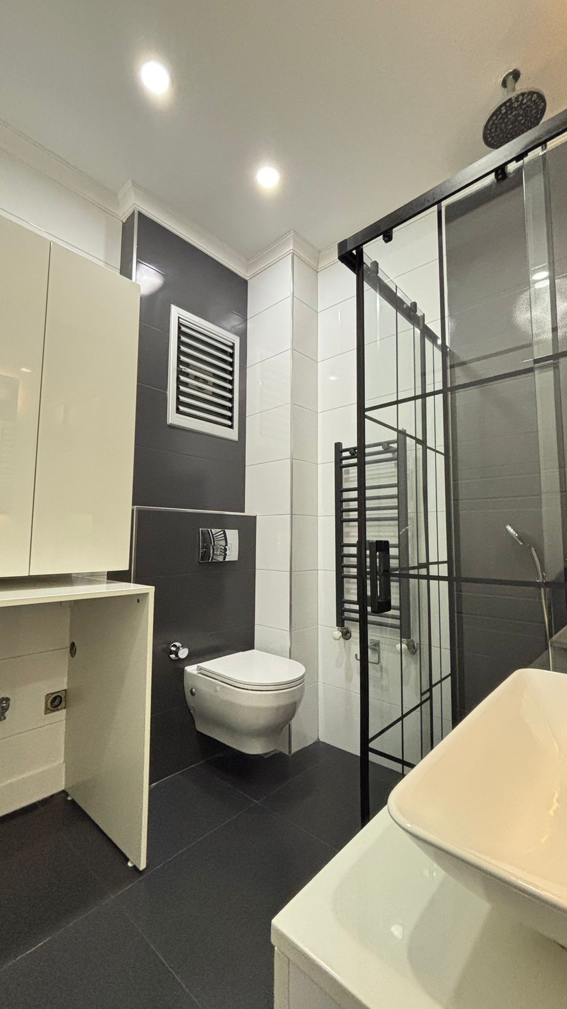 Apartment in a Boutique and Luxury Complex with Full Panoramic View in Kuşadası Kadınlar Denizi