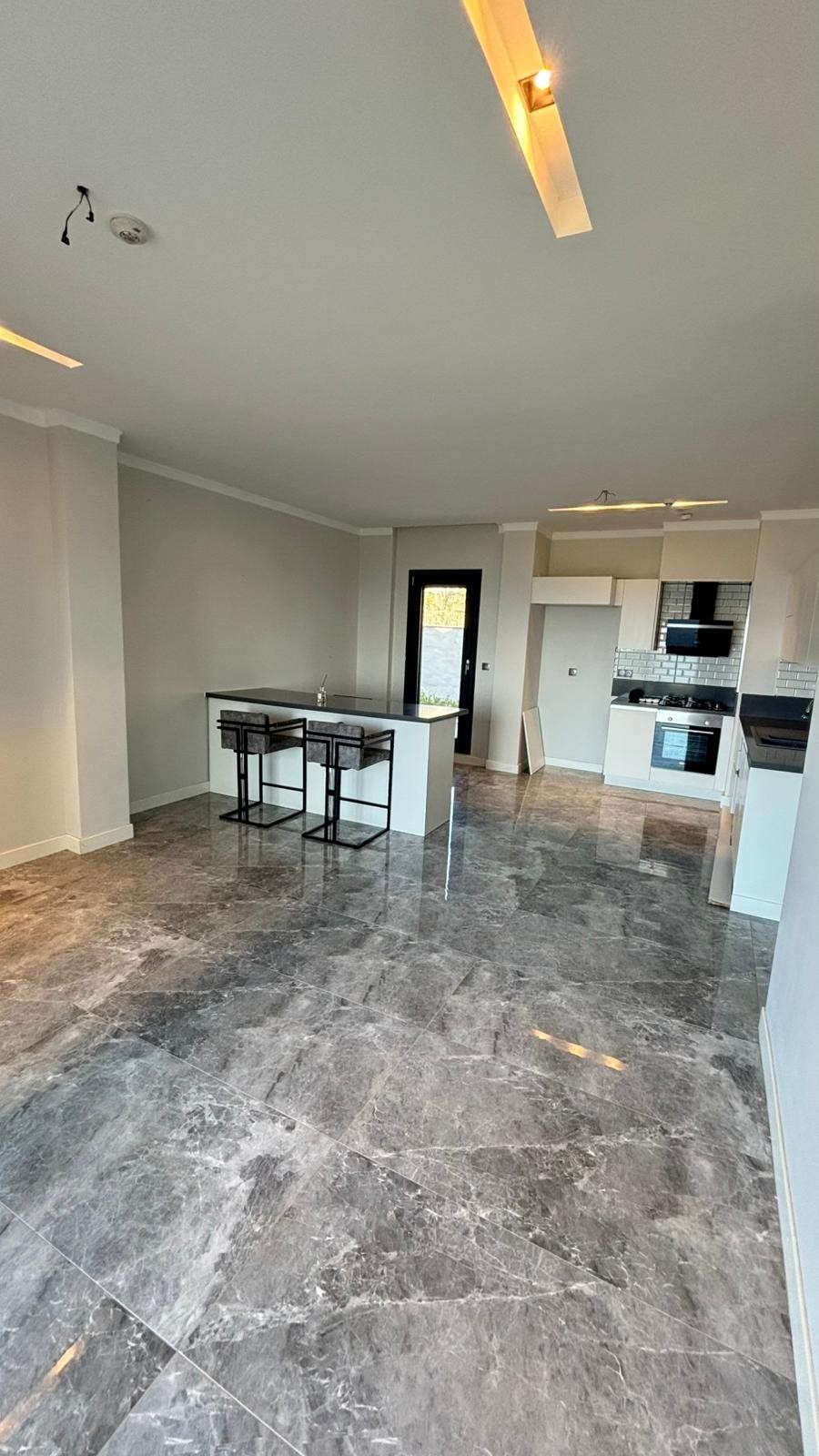 Apartment in a Boutique and Luxury Complex with Full Panoramic View in Kuşadası Kadınlar Denizi