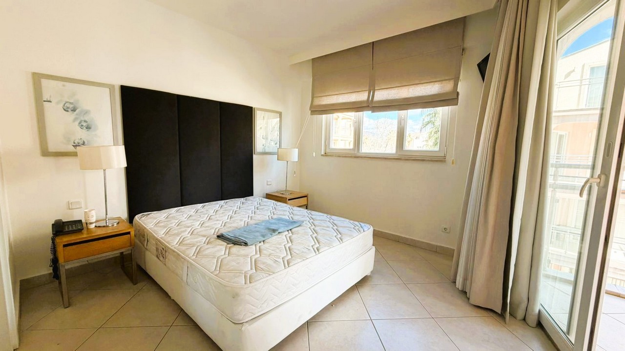 2 Bed Furnished Penthouse Apartment in Golf & Spa Resort in Kusadasi