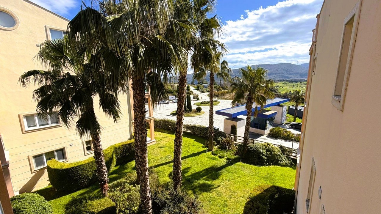 2 Bed Furnished Penthouse Apartment in Golf & Spa Resort in Kusadasi