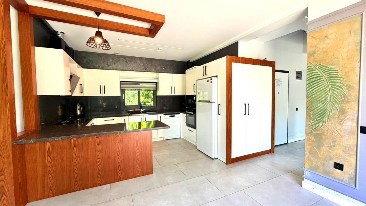 Modern Villa with Private Pool for Sale in Kuşadası Long Beach