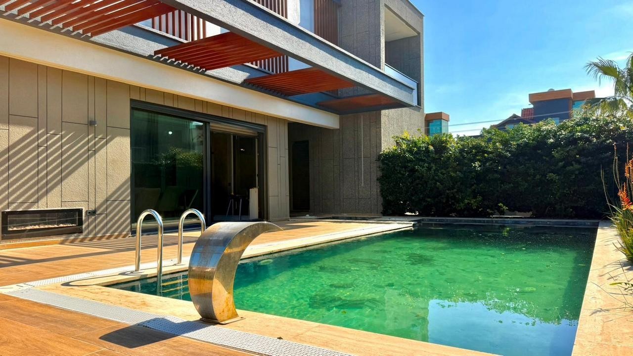 Modern Villa with Private Pool for Sale in Kuşadası Long Beach
