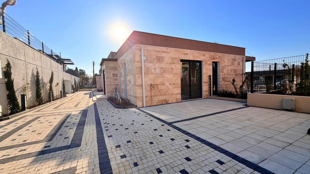 UNIQUE LUXURY VILLA WITH PRIVATE POOL & MODERN MEDITERRANEAN ARCHITECTURE IN KUŞADASI