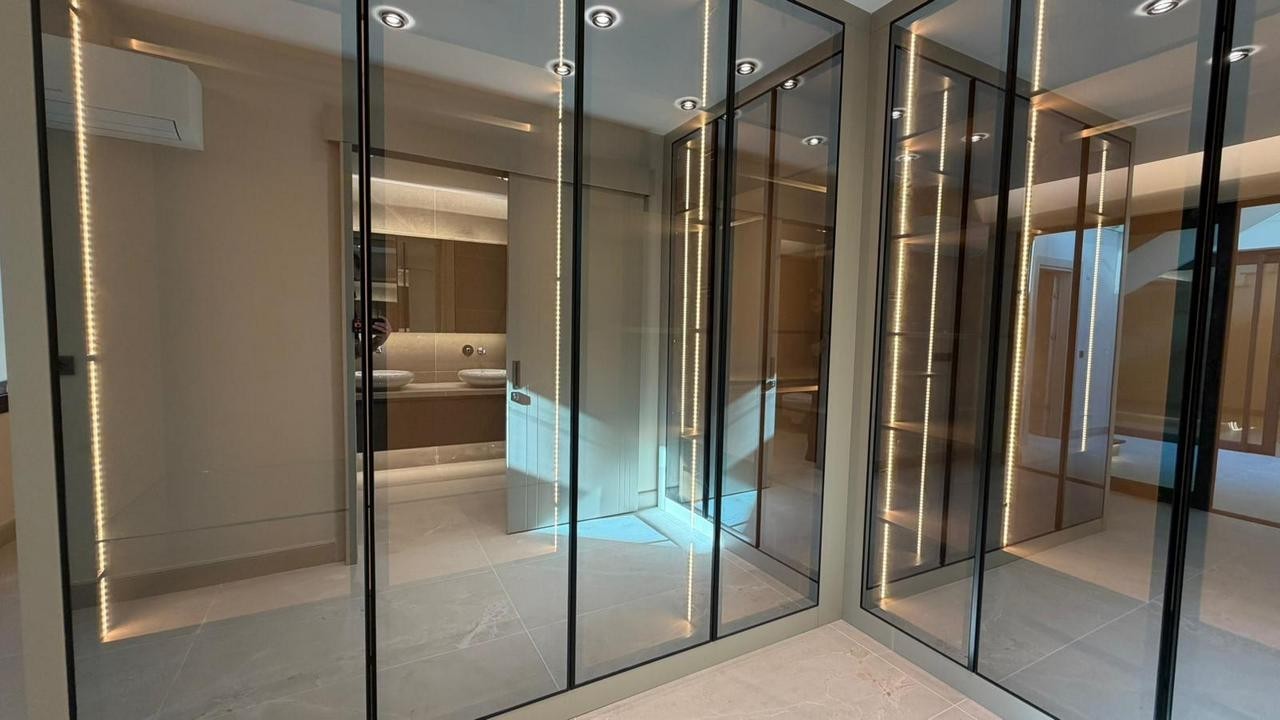 UNIQUE LUXURY VILLA WITH PRIVATE POOL & MODERN MEDITERRANEAN ARCHITECTURE IN KUŞADASI