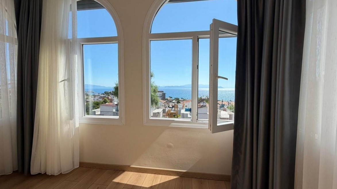 🌅Luxury Renovated Sea View Villa for Sale in Ladies Beach, Kuşadası🏡