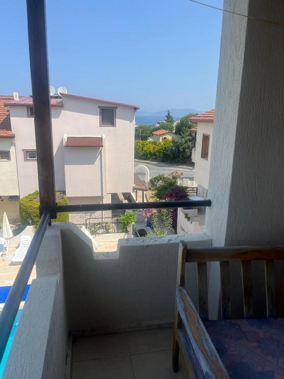 FOR SALE IN KUŞADASI LADIES BEACH | ONLY 400 M TO THE SEA | POOLSIDE CORNER VILLA | 140 SQM NET