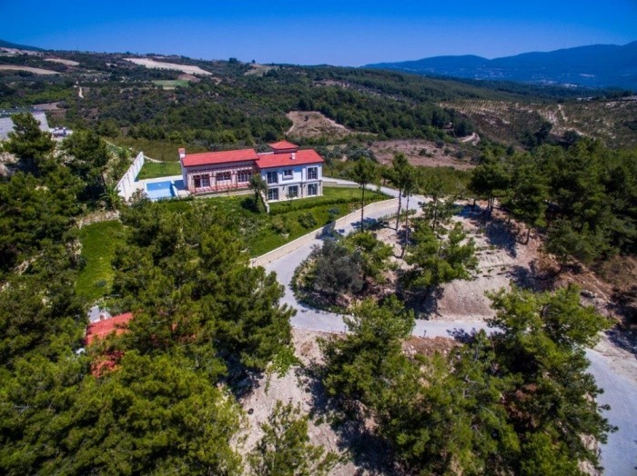23.500 sqm Farm Villa in Sogucak Kusadasi}