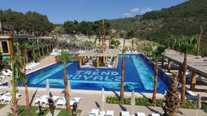 ЭЛИТНЫЕ КВАРТИРЫ В ПРЕСТИЖНОМ КОМПЛЕКСЕ В КУШАДАСЫ.