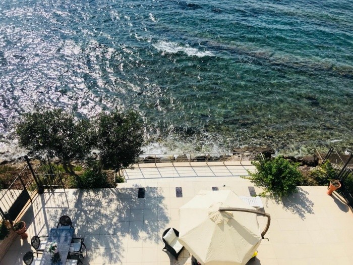 Kuşadası�nda Satılık Deniz Manzaralı Müstakil Villa