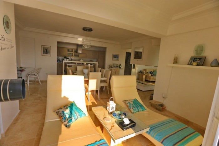 ОТДЕЛЬНАЯ ВИЛЛА С ЧАСТНЫМ БАССЕЙНОМ В КУШАДАСЫ.