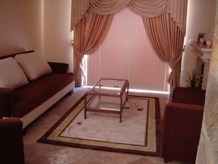 ОТДЕЛЬНАЯ ВИЛЛА ИЗ КАМНЯ В КУШАДАСЫ.