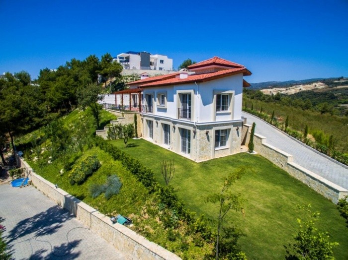 23.500 sqm Farm Villa in Sogucak Kusadasi
