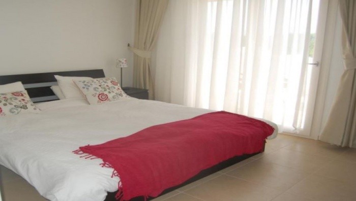 ОТДЕЛЬНАЯ ВИЛЛА С ЧАСТНЫМ БАССЕЙНОМ В КУШАДАСЫ.