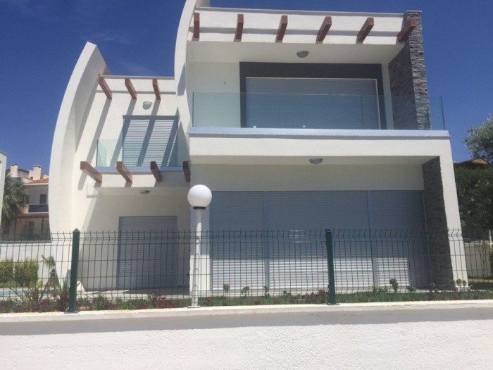 Luxury Detached Villa With Private Pool Kusadasi