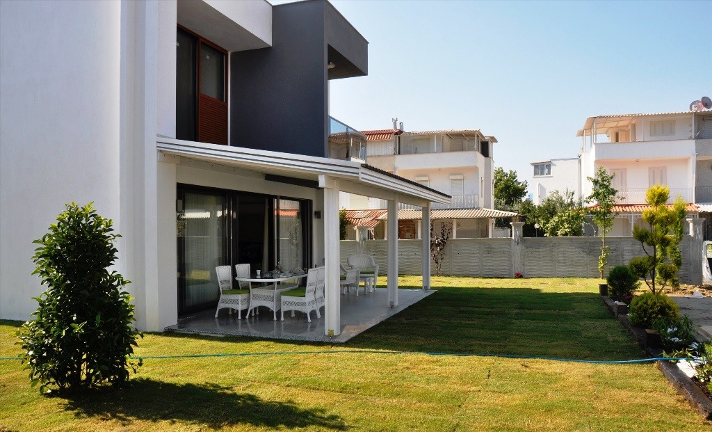 3 Bedroomed Villas for Sale in Long Beach Davutlar Kusadasi