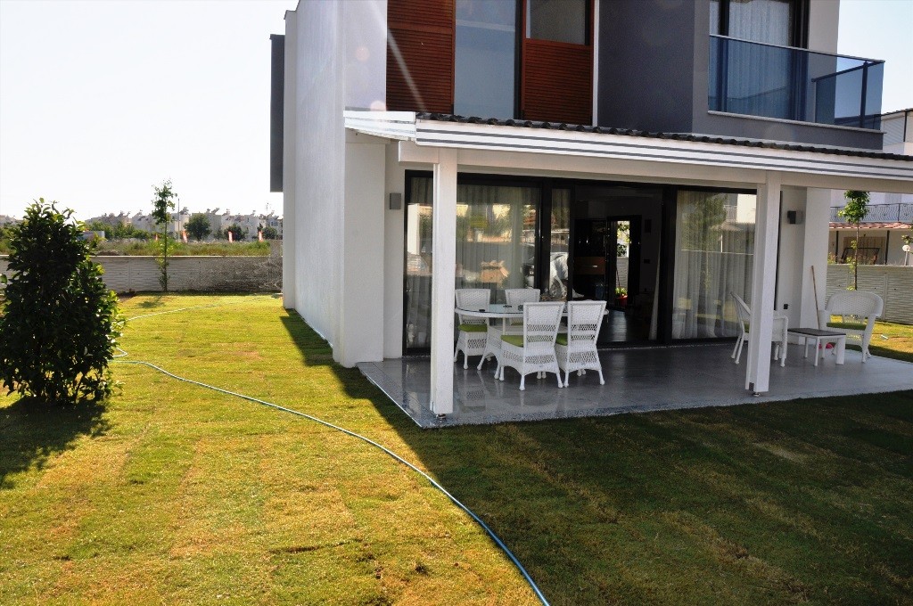 3 Bedroomed Villas for Sale in Long Beach Davutlar Kusadasi