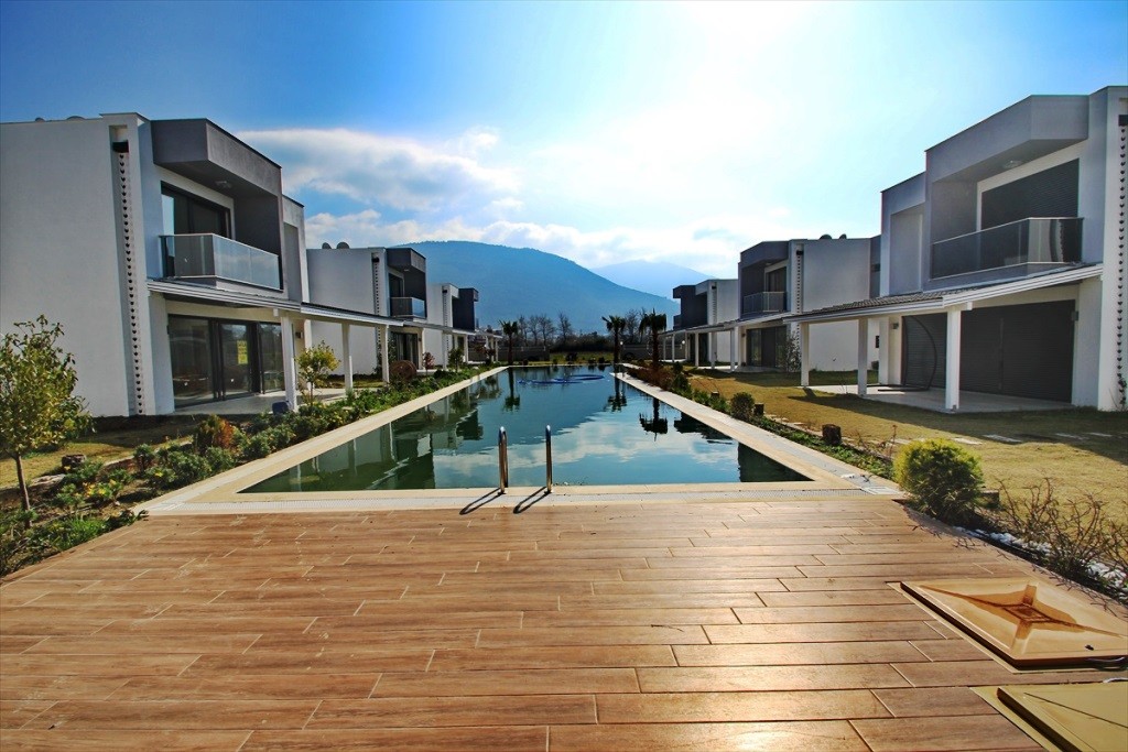 3 Bedroomed Villas for Sale in Long Beach Davutlar Kusadasi