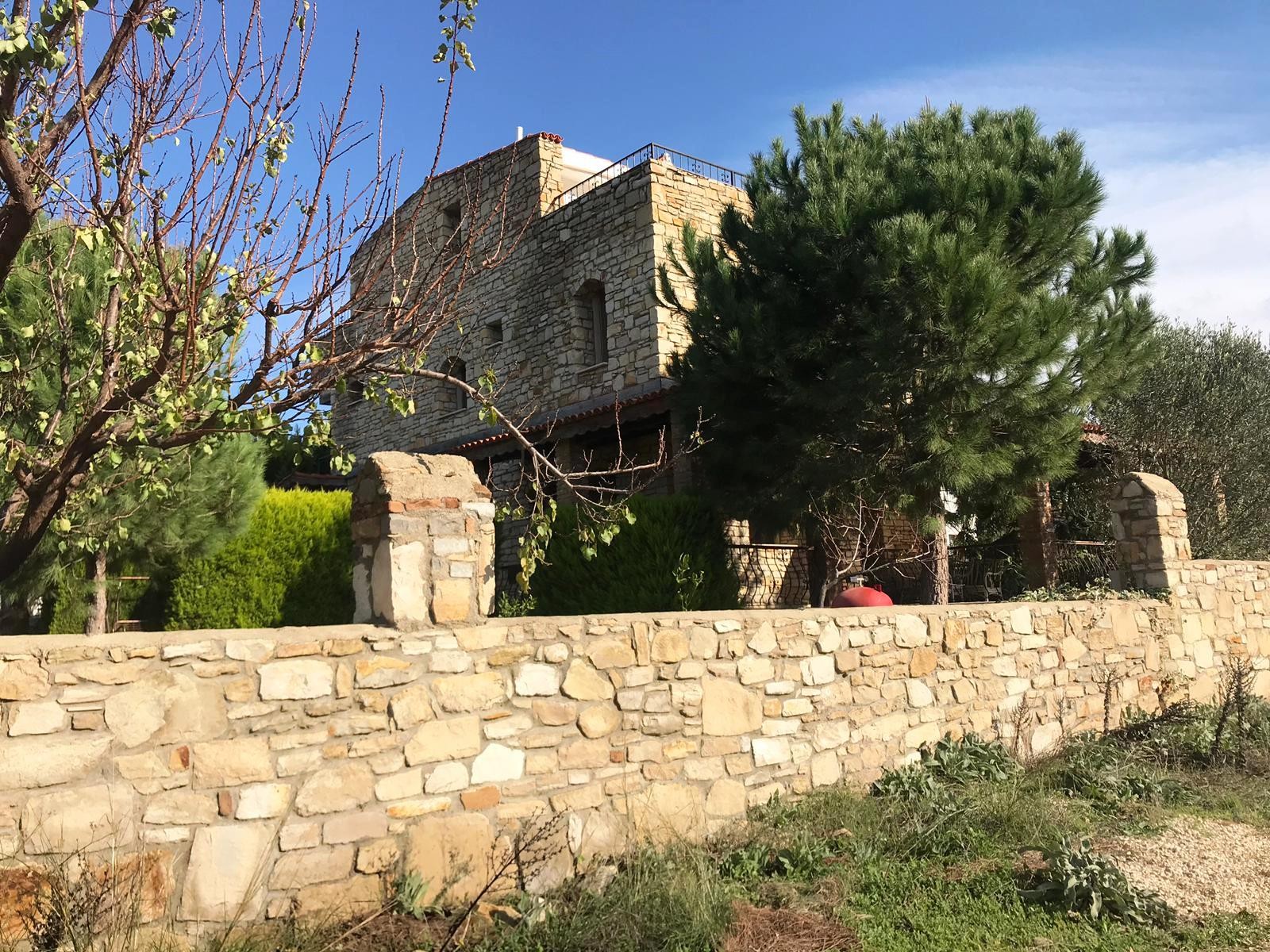 Detached Stone Villa with Private Garden Private Pool in Kusadasi