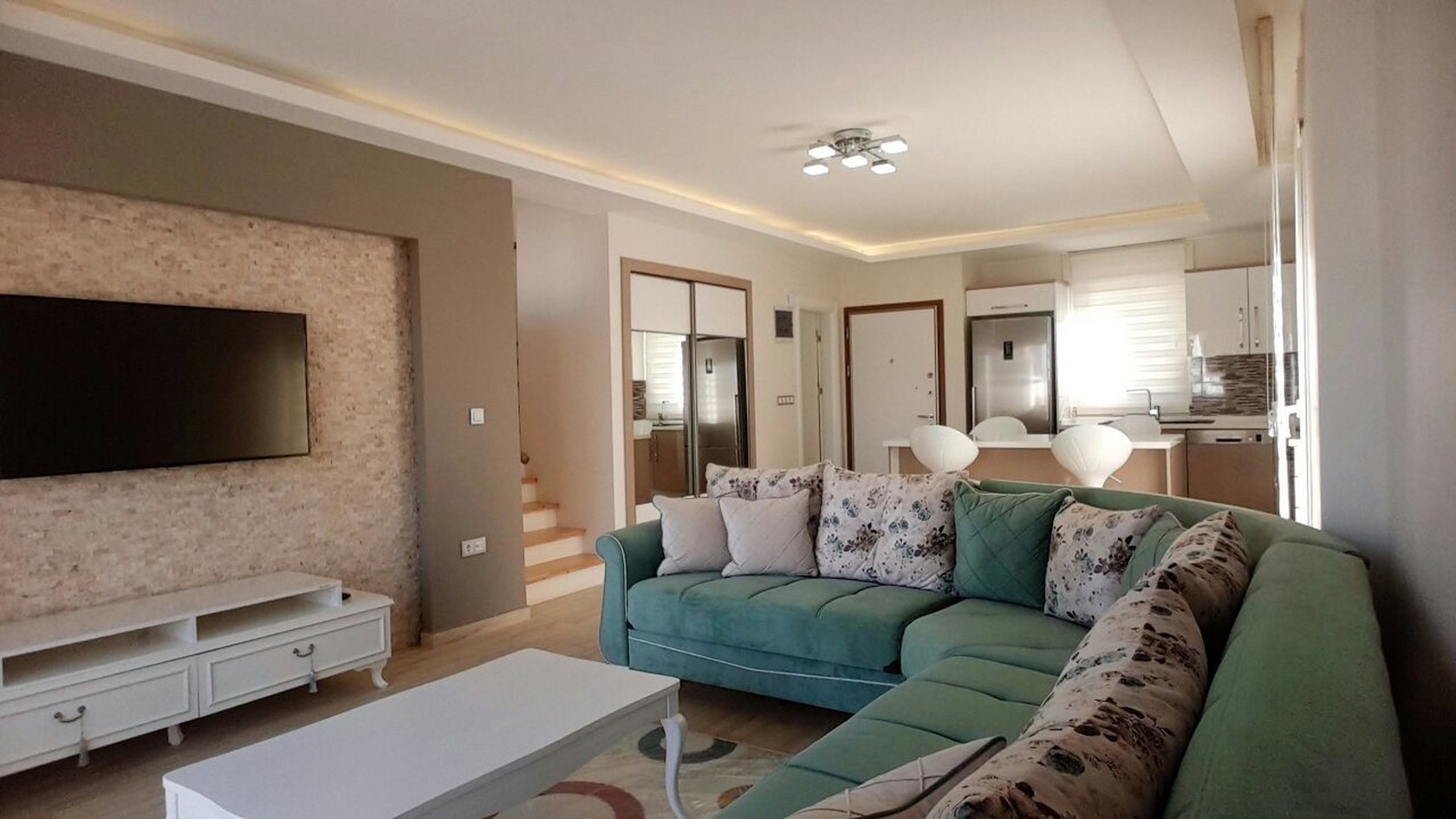 НОВАЯ ВИЛЛА В КУШАДАСЫ.