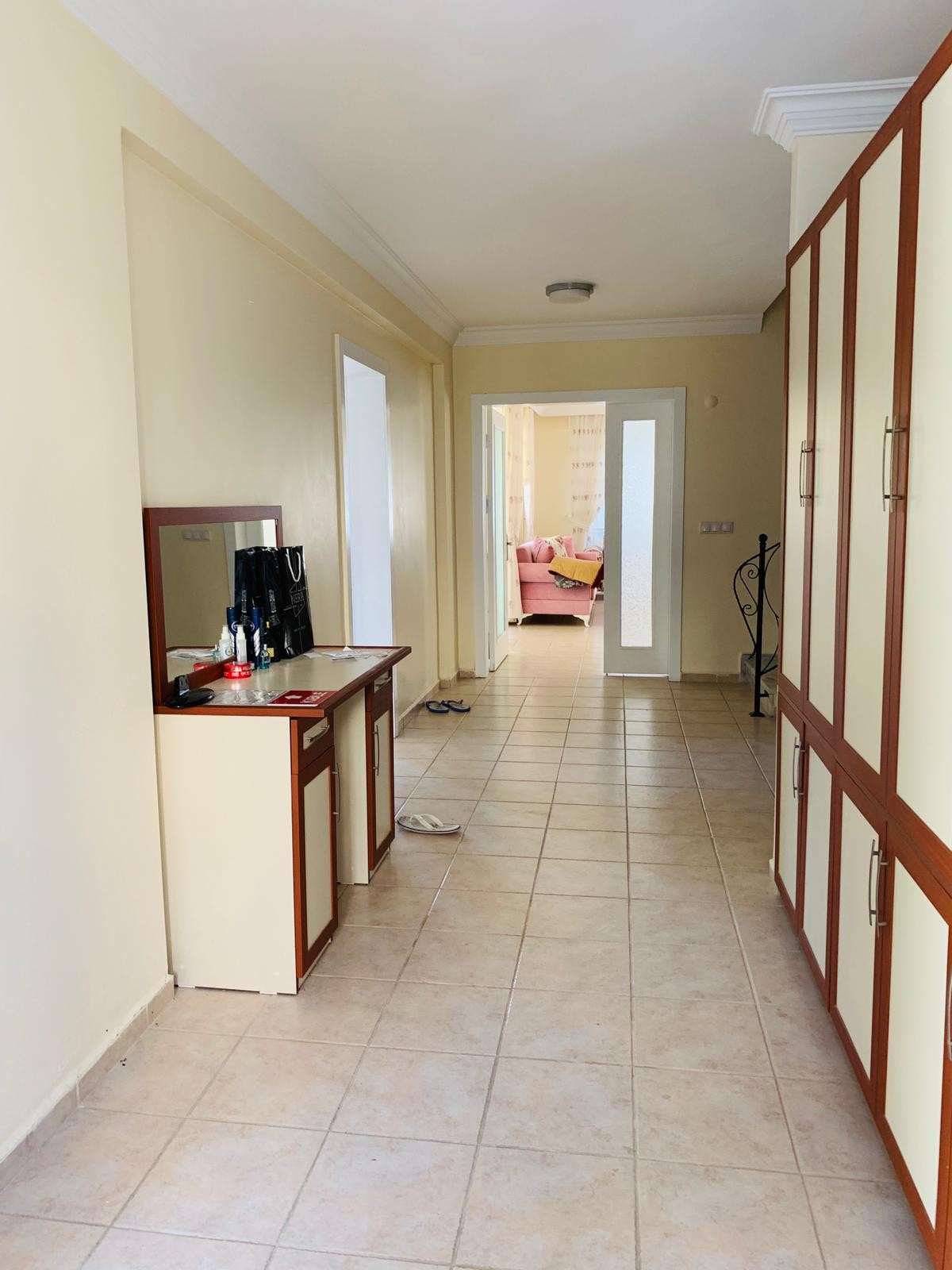 Detached Villa with Pool and 1000sqm Private Garden in Kusadasi