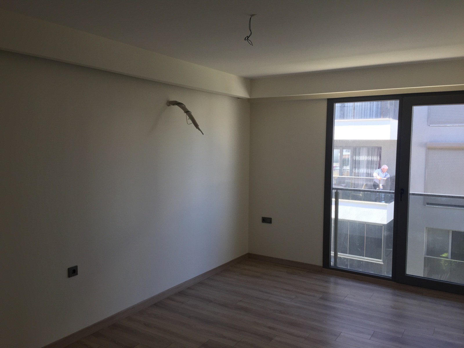 НОВАЯ КВАРТИРА 3+1 В КУШАДАСЫ.