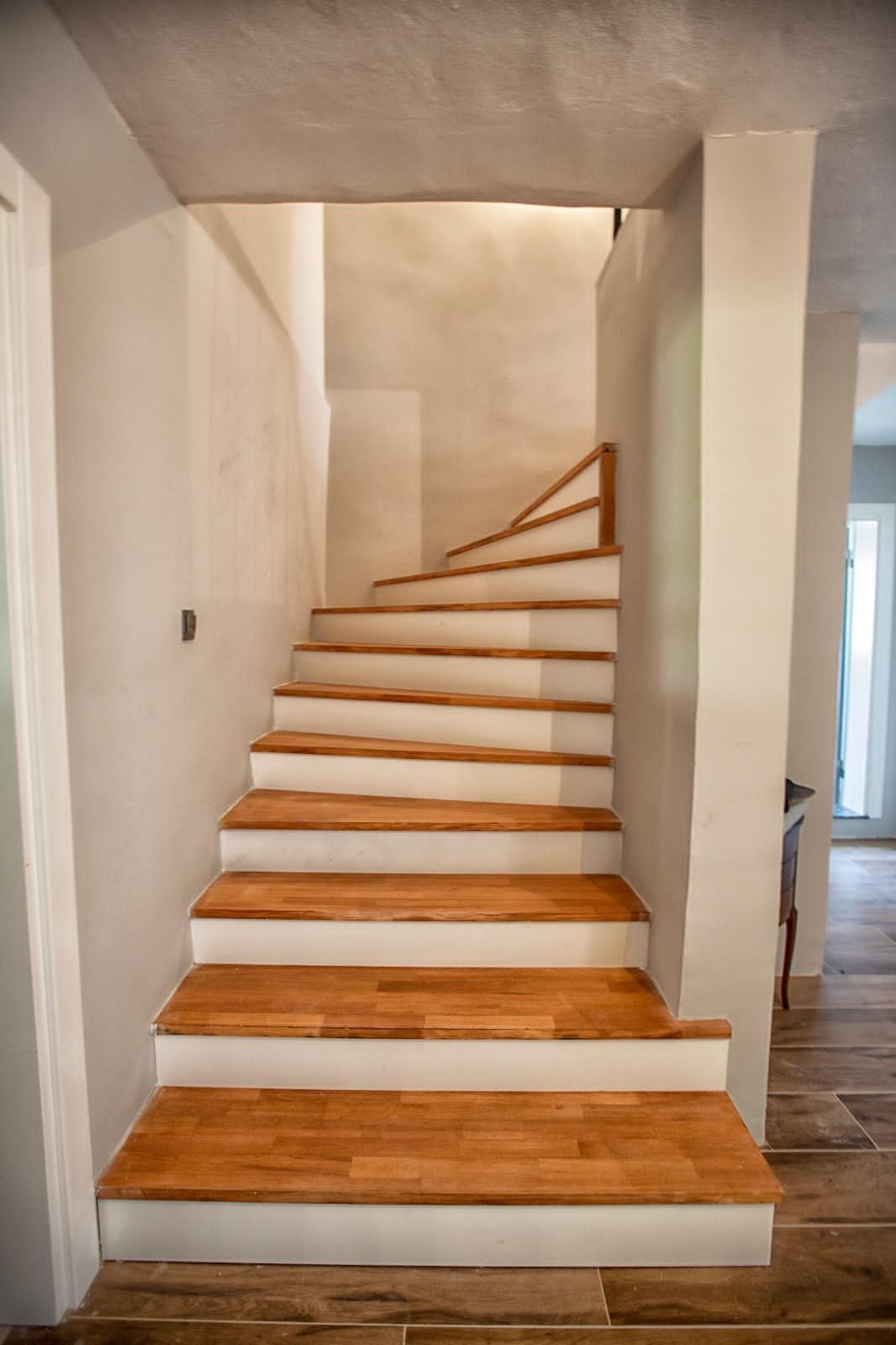 LUXURY FARM HOUSE ON PRIVATE LAND