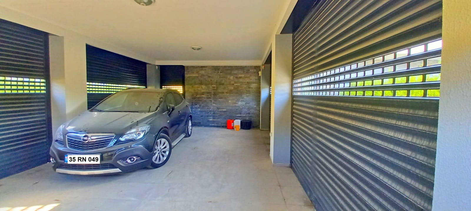 CLOSE TO THE CENTRUM LUXURY BRAND NEW VILLA