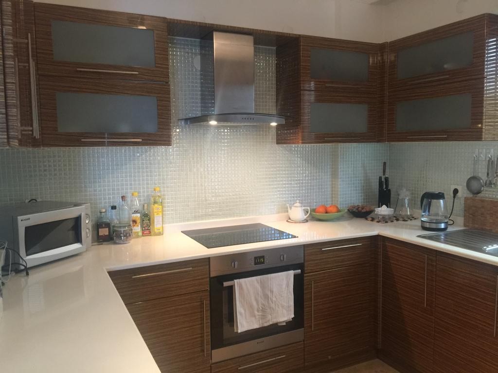 ВИЛЛА С ВИДОМ НА МОРЕ НА ПЕРВОЙ БЕРЕГОВОЙ ЛИНИИ В КУШАДАСЫ.