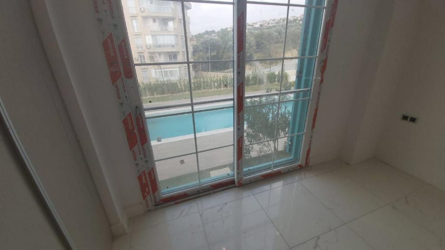 NATURAL STONE ARCHITECTURE 1 BEDROOM RESIDENCE WITH NICE SEAVIEW AT MARINA LOCATION