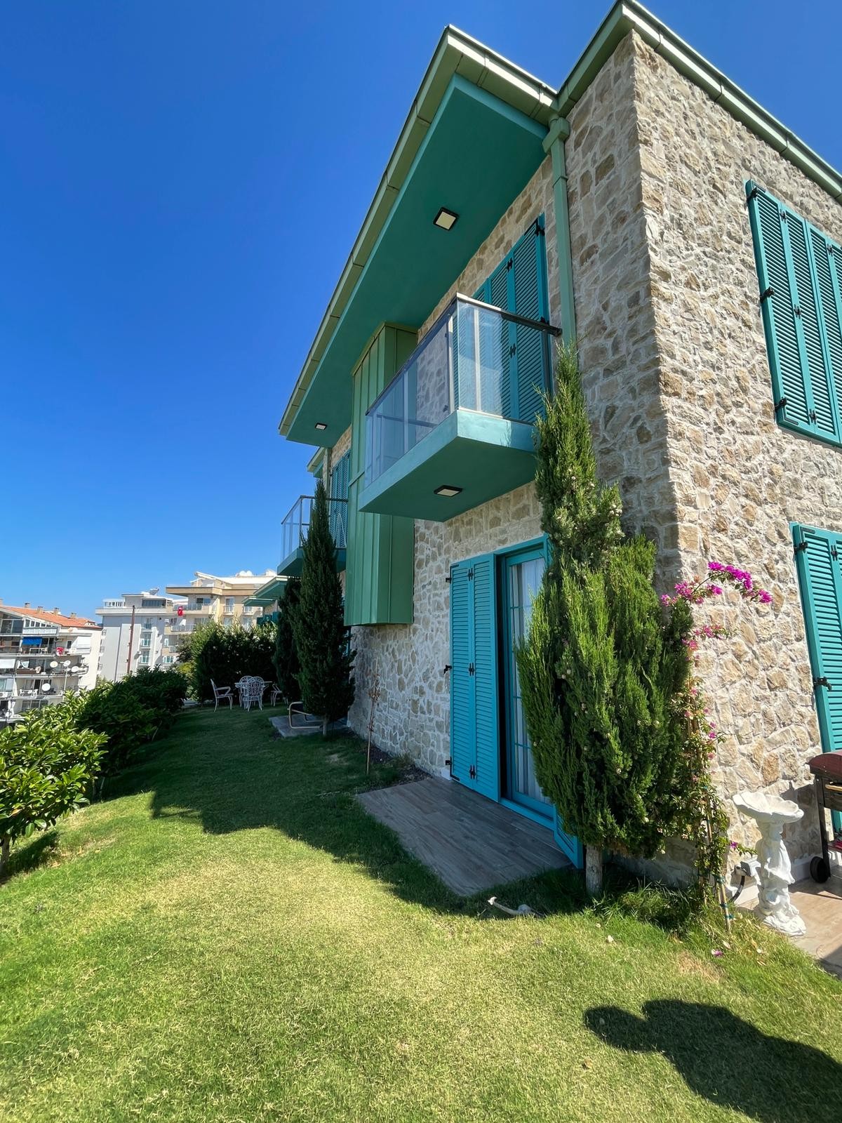 KUSADASI MARINA GARDEN FLOOR LUX FULLY FURNISHED BRAND NEW RESIDENCE