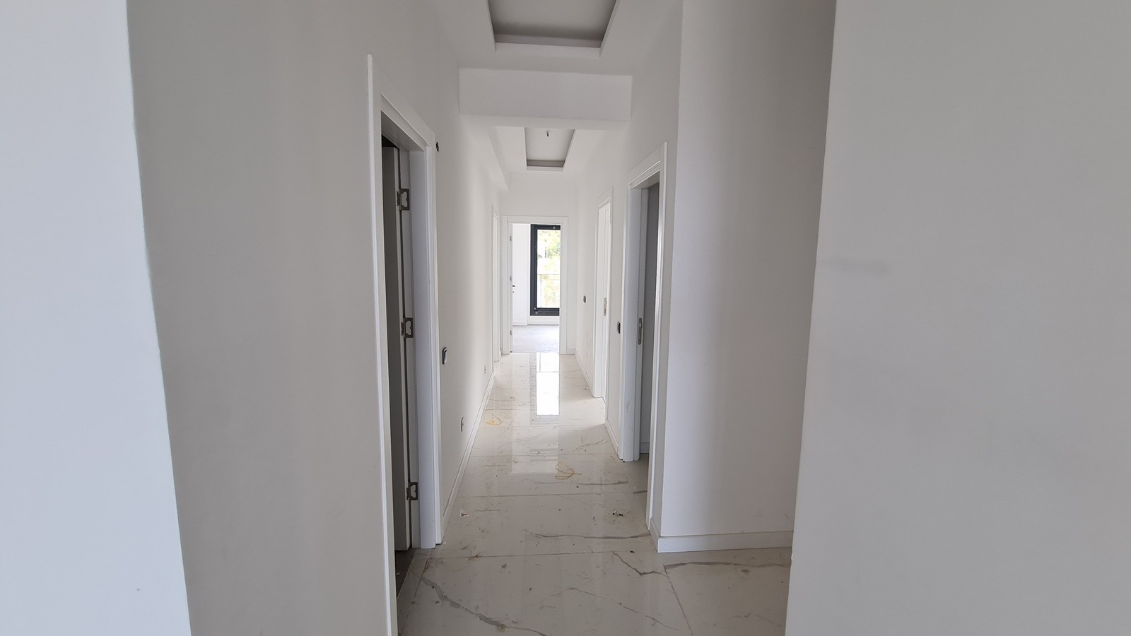 ЭЛИТНЫЕ КВАРТИРЫ В ПРЕСТИЖНОМ КОМПЛЕКСЕ В КУШАДАСЫ.